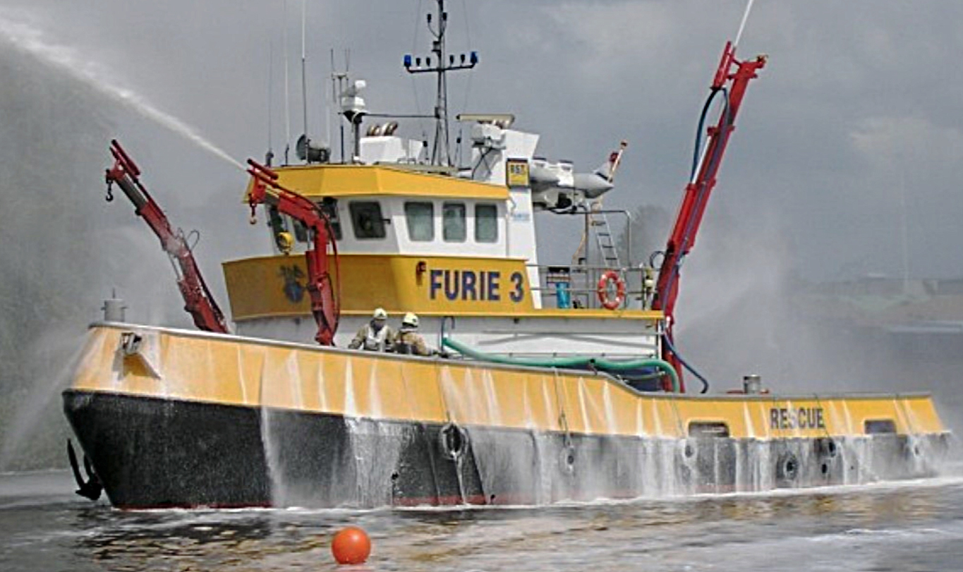 Sleepboot / Calamiteiten vaartuig (FiFi Multi Purpose) Furi 3