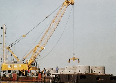 Kraanponton 45 ton (Liebherr)